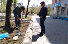 ​«Вечорка» озеленяет город и садит картошку напротив редакции (видео)