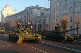 Танки прошли по центру города: в Чите состоялась репетиция парада (фото)