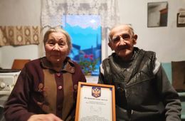 70 лет вместе - годовщину свадьбы отметили супруги из Балея 