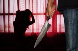Забайкалец порезал себя ножом, чтобы обвинить супругу в нападении