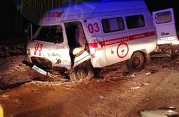 Один человек погиб и четверо пострадали в ДТП со «скорой помощью» под Читой