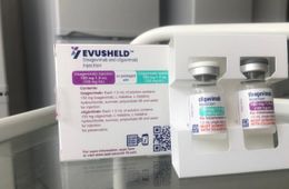 Экс-заведующую центра СПИД в Чите обвинили в уничтожении лекарства от Covid-19