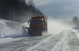 Снег затрудняет проезд на дорогах в пяти районах Забайкалья