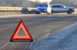 Водитель сбила подростков на дороге в Могоче