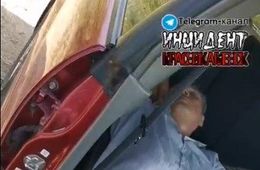 «Инцидент Краснокаменск»: Глава района спал пьяным в машине (видео)