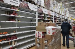 Российские депутаты предложили ввести продуктовые сертификаты для малообеспеченных 