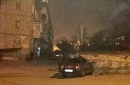 Машина без водителя сбила ребенка около детского сада в Сосновом бору