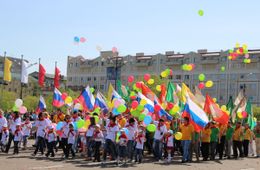Праздник Забайкалья: Шествие районов и фестиваль брендов
