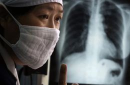 В Дудьдургинском районе мать и сын с открытой формой туберкулеза не хотели лечиться