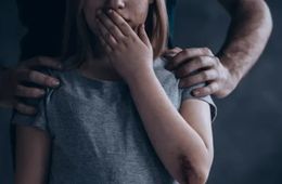Суд арестовал 42-летнего жителя Забайкалья за сексуальное насилие над 13-летней девочкой