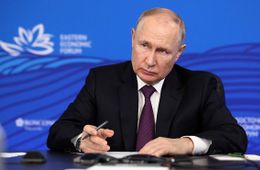 Иностранцы, заключившие контракт с ВС РФ, получат гражданство - Путин