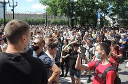 От 5 до 35 тысяч человек вышли на митинг в поддержку арестованного губернатора Хабаровского края