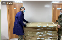 Губернатор Забайкальского края помогает волонтерам (видео)