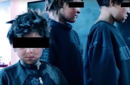 ​Дети подземелья: Все, что известно на данный момент о семье с детьми, жившей в заброшенном доме в Чите