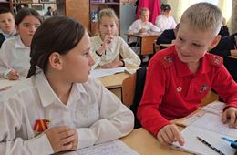 Школьница спасла одноклассника от собаки и представлена к награде 