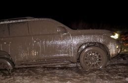 В Краснокаменском районе угонщик оставил «Лэнд-Крузер-Прадо», застрявший в грязи