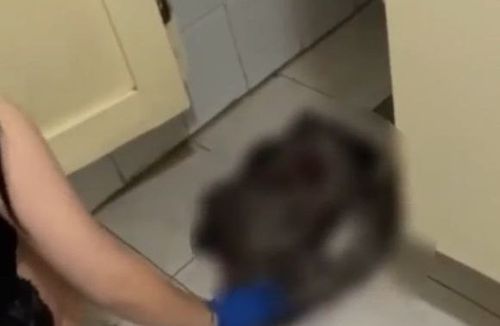 Девушка родила ребенка в общежитии в Агинском