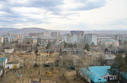65 аварийных домов расселят в Чите 
