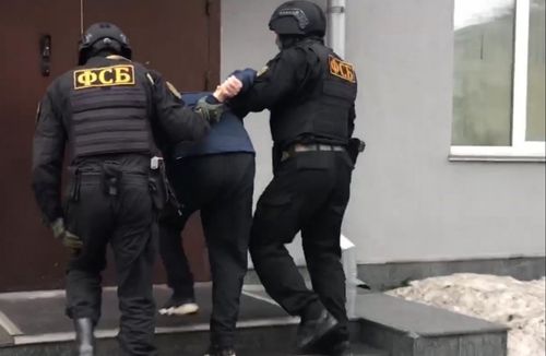 Террорист? Жена не верит.