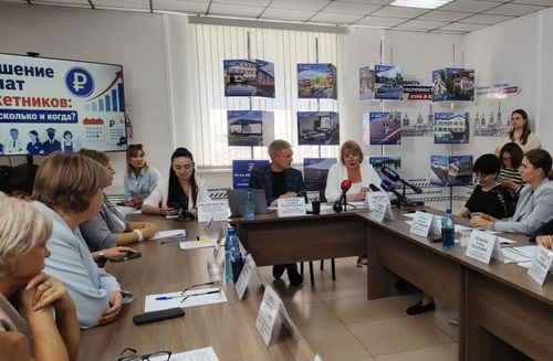 Зарплаты бюджетников выросли и будут расти еще