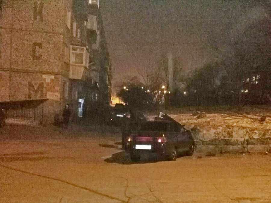 Машина без водителя сбила ребенка около детского сада в Сосновом бору