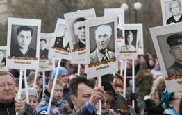 Нажиться на Победе: накануне 9 мая печатные салоны взвинтили цены вдвое 