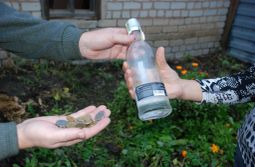80 тысяч рублей – штрафы за продажу спиртного выплатит забайкалка
