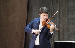 Скрипач Пётр Лундстрем выступит с бесплатными концертами в Забайкалье