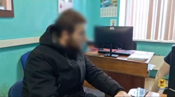 Курьера телефонных мошенников задержали в Чите 