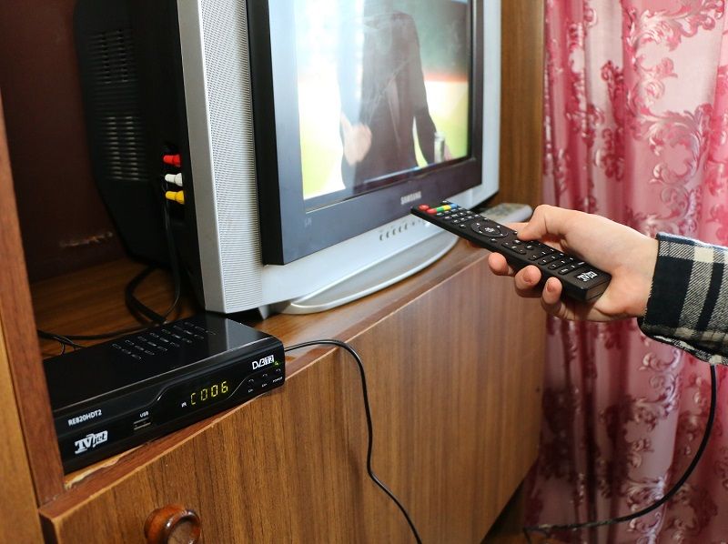 Расходы на ТВ-приставку компенсируют льготникам
