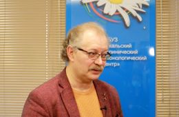 Туберкулез страшнее коронавируса — врач из программы «Жить здорово!»