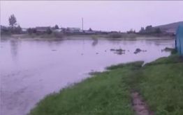 110 домов подтоплены в селе Ильинка в Забайкалье из-за прорыва дамбы