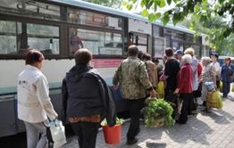 Губернатора просят решить вопрос с «дачными» автобусами в Краснокаменске
