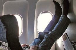 Слесаря из Питера осудили в Чите за пьяный дебош в самолете