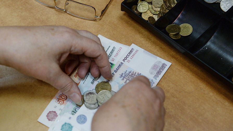 Минтруд предложил повысить единовременные выплаты пенсионерам