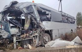 Пассажирский автобус и большегруз столкнулись в Улетовском округе