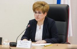 Жданова и другие члены правительства будут дежурить все майские праздники