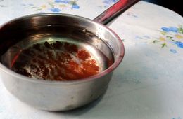 Красно-черная жажда . Жители Могочинского района травятся разноцветной водой.