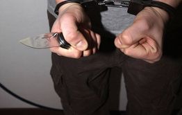 Забайкалец зарезал собутыльницу и закопал в огороде