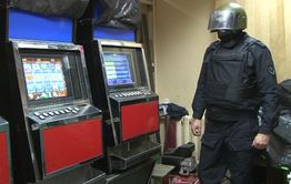 ​Органазатора игрового клуба, осужденной на 1,5 года условки, 