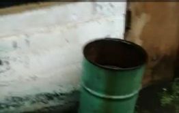 Двор дома на Колхозной в Чите затопило дождями