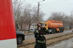 Только что из ада. Один из героев-пожарных, т...