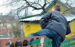 В Чите полицейские задержали дачного вора