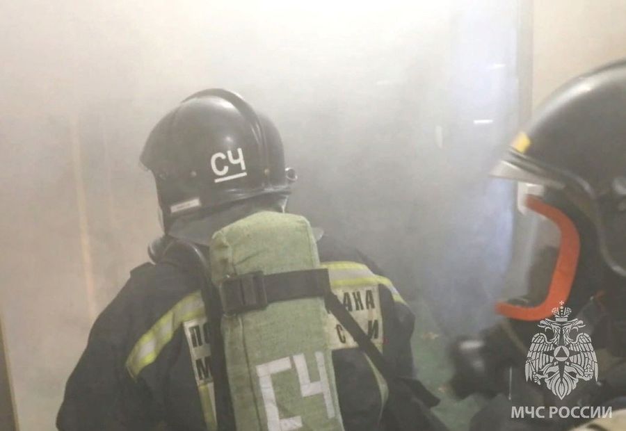 В Забайкалье при пожаре погибла семья с двумя маленькими детьми