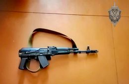 В одном из поселков Забайкалья нашли тайник с автоматом Калашникова
