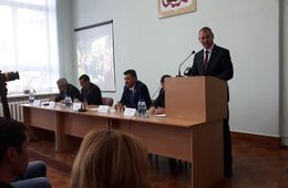Решить проблемы малого бизнеса и убрать бродячих собак попросили жители Железнодорожного района в Чите