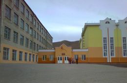 Пьяный мужчина угрожал школьникам из Агинского