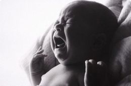 Миллион требуют родные девочки, во влагалище которой медсестра затолкала салфетки