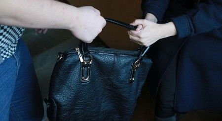 Читинка ограбила пенсионерку, забирая несуществующий долг