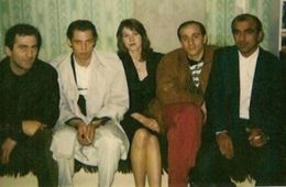На фото с криминальным авторитетом Тахи не судья Хахалева?